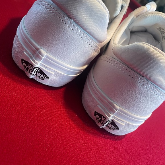 Women’s size 7 vans - Picture 1 of 5